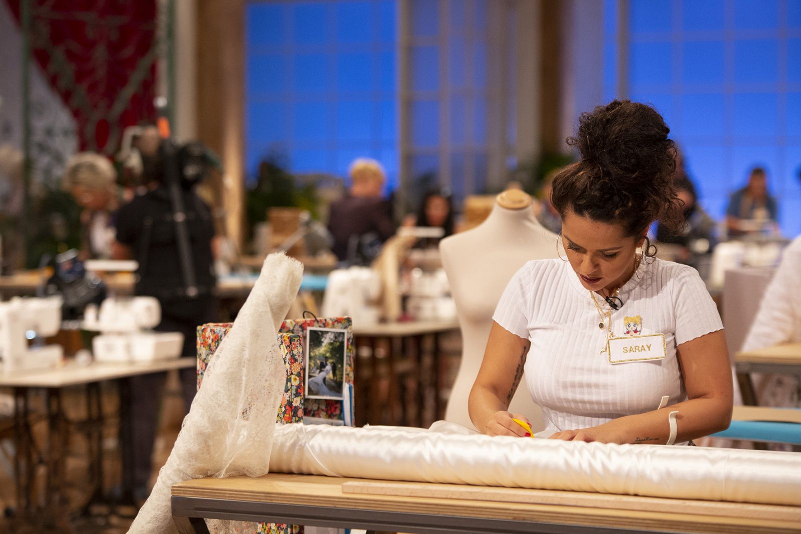 Para salvarse de la eliminación transformarán un mono de trabajo en otra prenda totalmente diferente