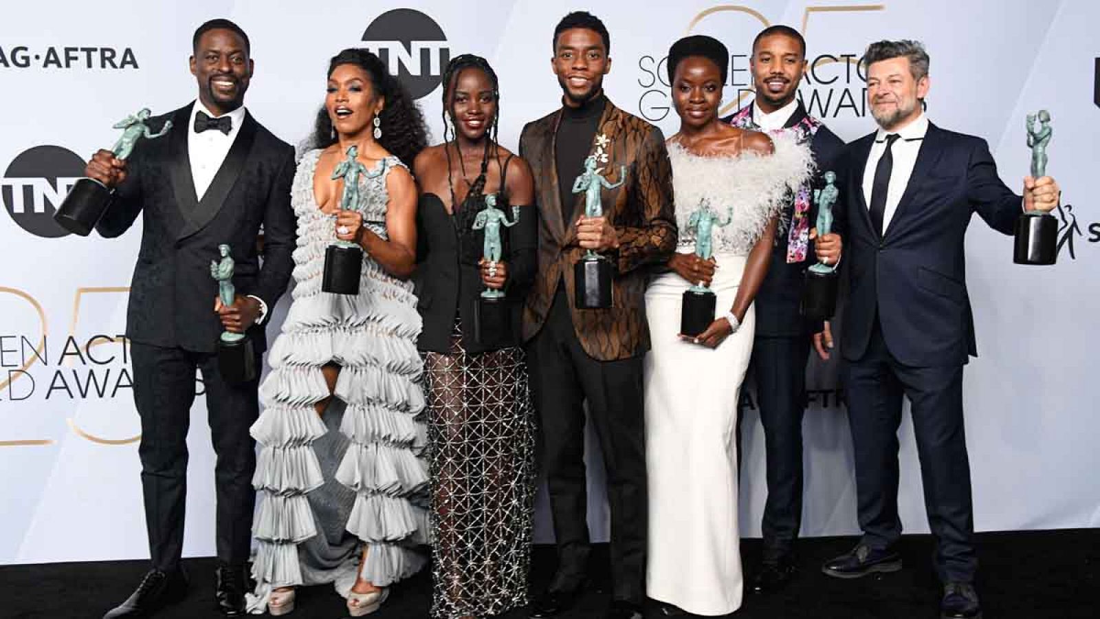 El equipo de 'Black Panther' celebra su triunfo