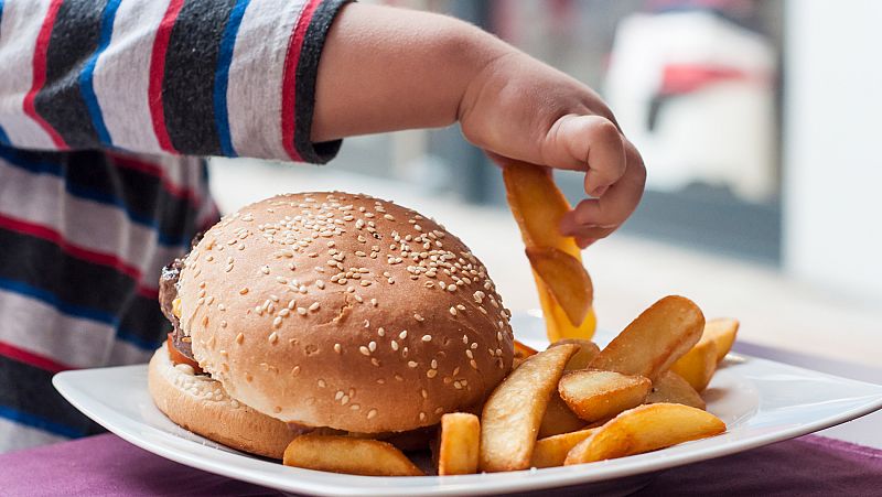 La suma de obesidad, desnutrición y cambio climático supone una grave amenaza global