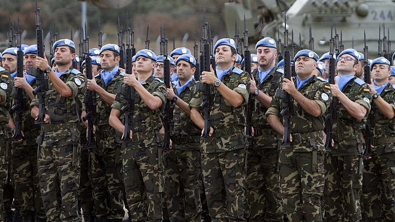 El Gobierno aprueba un real decreto para facilitar la reinserción de los militares salientes a la vida laboral