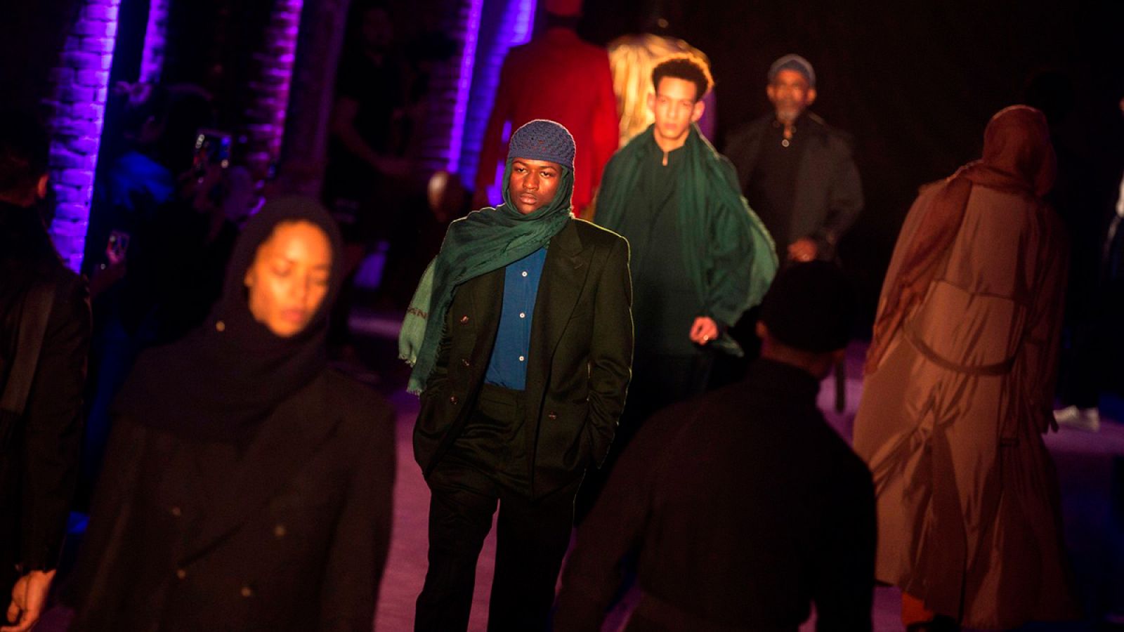 Desfile de Umit Benan