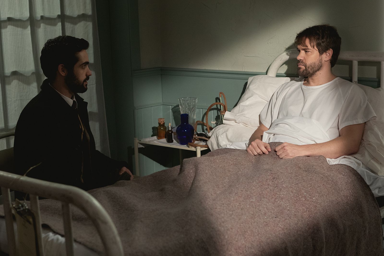 Íñigo le comunica a Tito su enfermedad