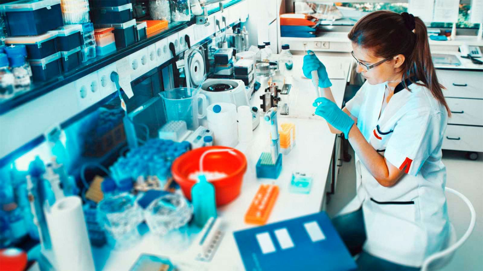Los Premios Nobel en Química, Física, Fisiología y Medicina han sido obtenidos por 599 hombres, frente a las 17 mujeres.