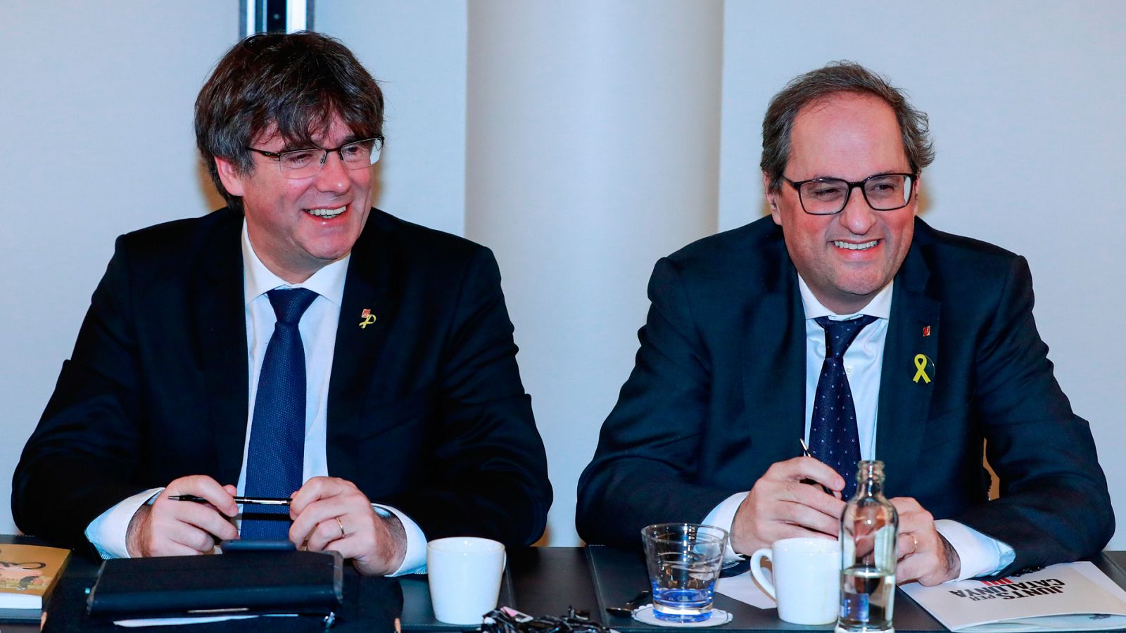 El expresidente de la Generalitat de Cataluña Carles Puigdemont y el actual responsable del Ejecutivo catalán, Quim Torra