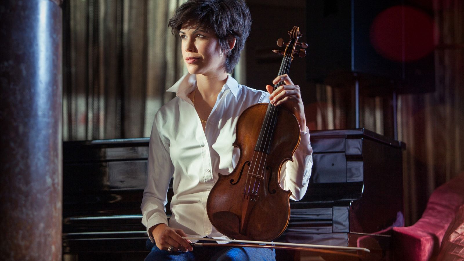 La violista Isabel Villanueva