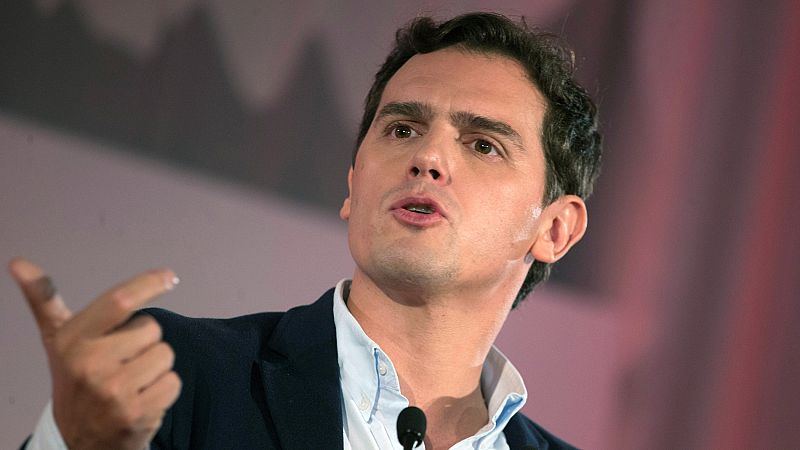 Rivera reivindica el centro: "El socialismo no tiene respuestas para el s. XXI y los conservadores no quieren cambiar nada"