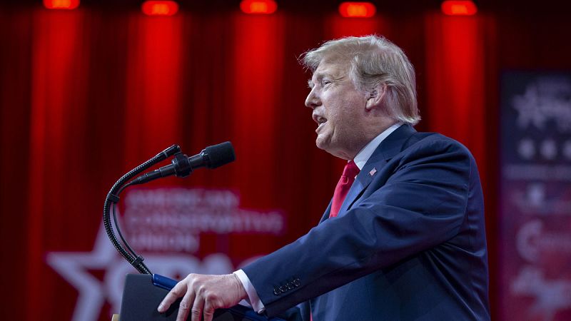 Trump asegura que "hoy o mañana" el "califato" del Estado Islámico habrá terminado