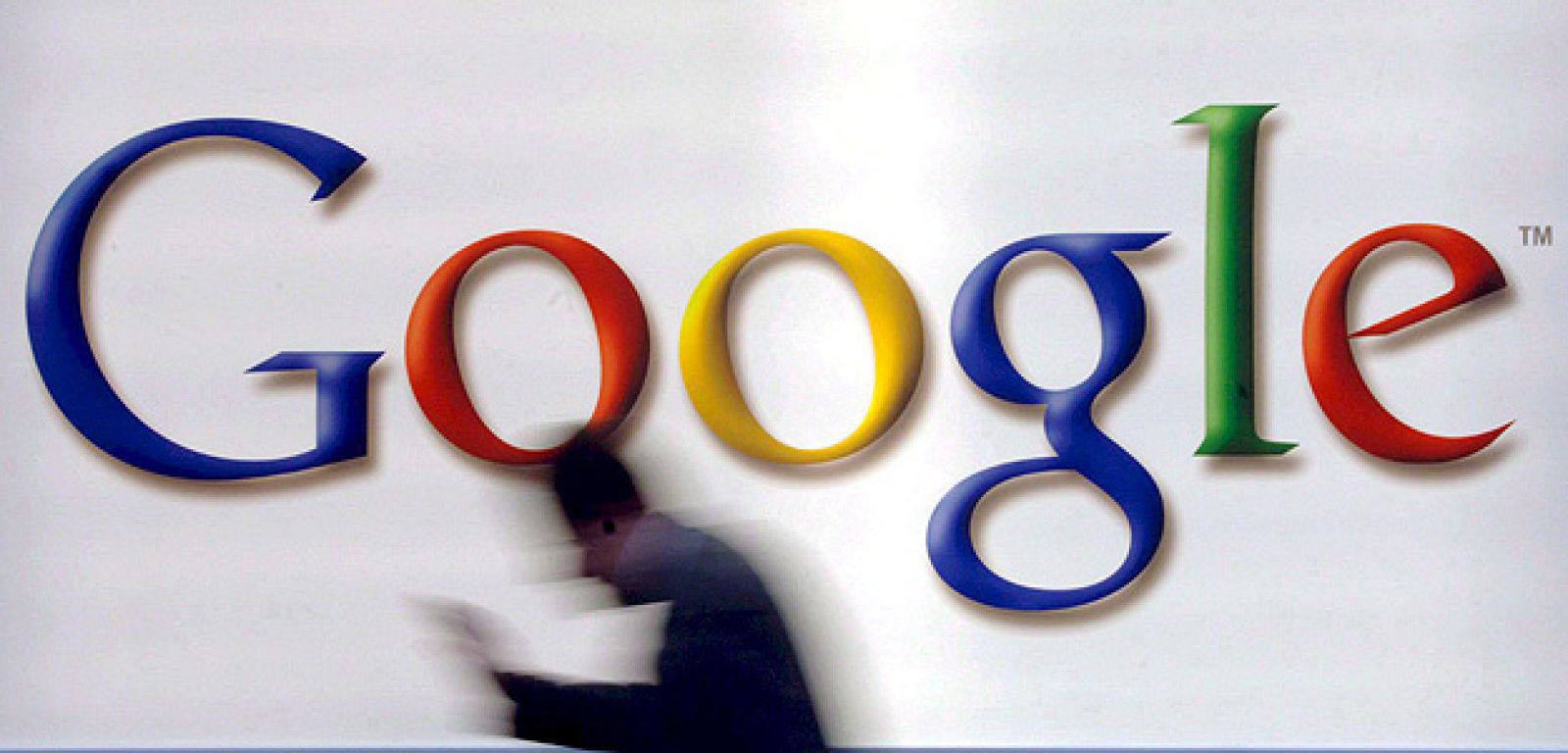 Google rompe el pacto con Yahoo