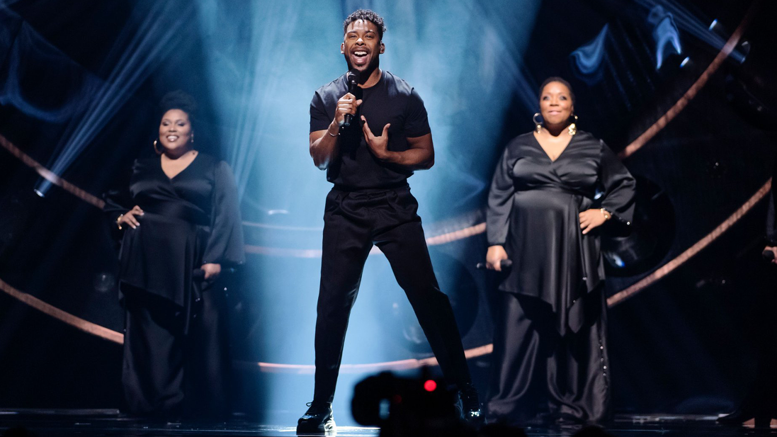 John Lundvink gana el Melodifestivalen con la canción "Too late for love"