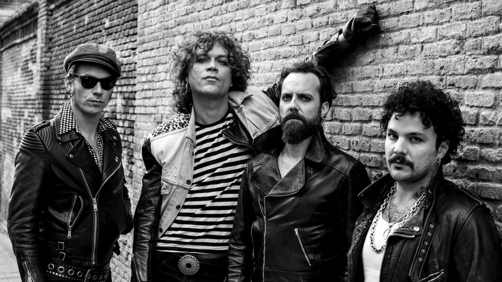 Los Zigarros, el grupo liderado por los hermanos Ovidi y Álvaro Tormo, están de vuelta con su tercer álbum, 'Apaga la radio'.