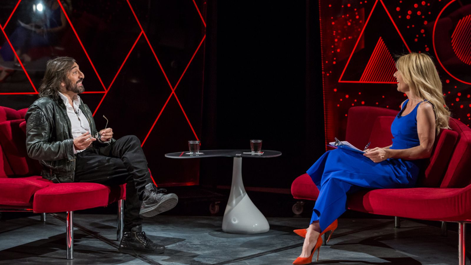 Cayetana Guillén Cuervo entrevista a Antonio Carmona