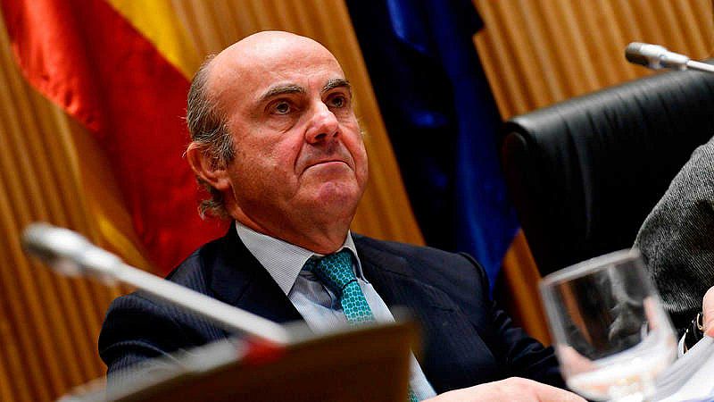 Guindos señala a Bankia como el caso "más problemático" de la banca española y niega que forzara la dimisión de Rato