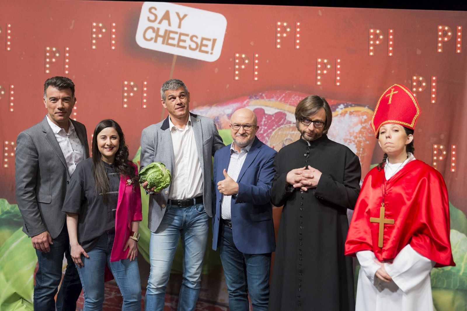 Enric Masip amb l'equip del 'Programa inesperat'