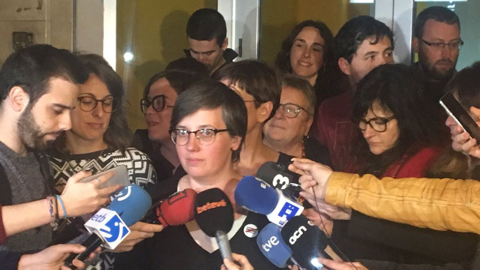 Mireia Boya comparece durante el consejo político de la CUP