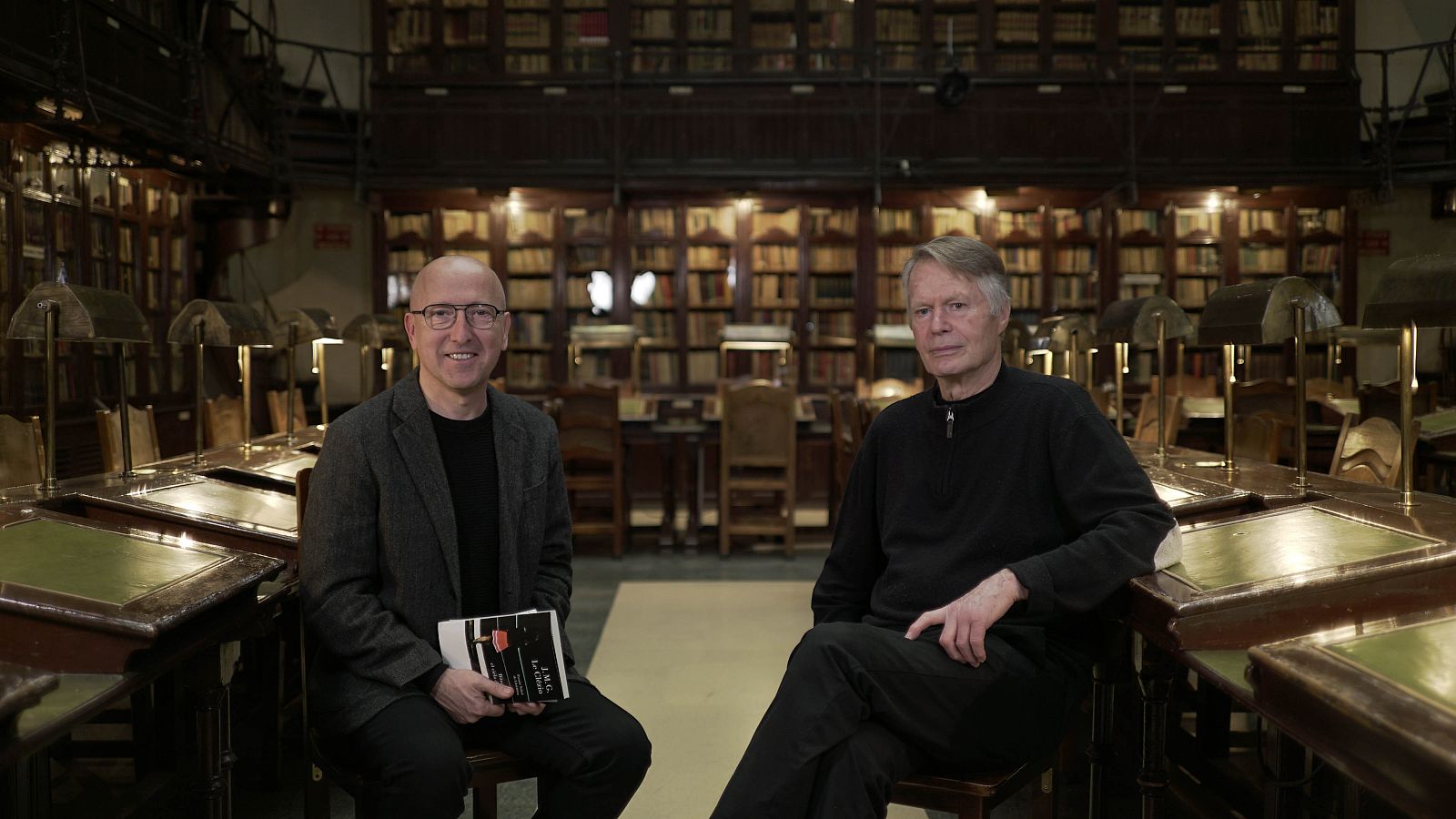 Jean-Marie Gustave Le Clézio con Óscar López