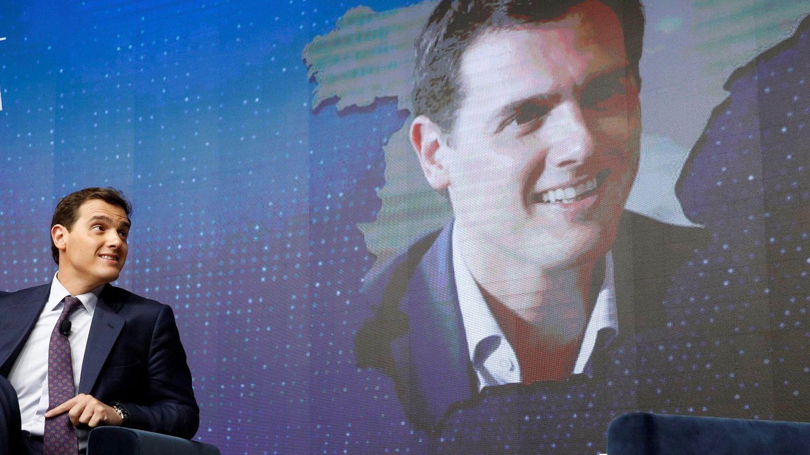 El candidato de Ciudadanos a la presidencia del Gobierno, Albert Rivera, en el foro del diario El Mundo