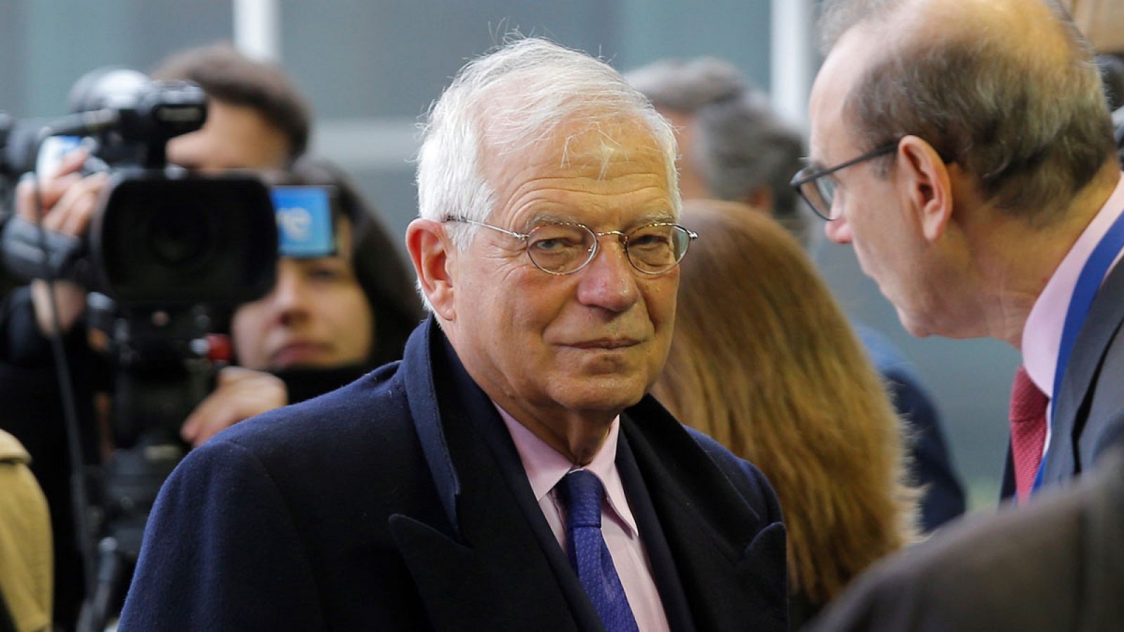 El ministro de Asuntos Exteriores, Josep Borrell a su llegada a la reunión del Consejo Europeo