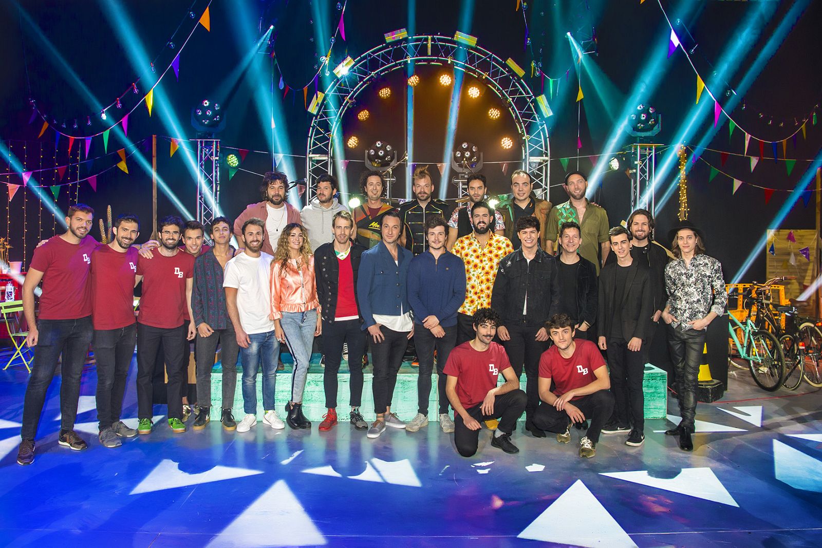 Foto de familia de 'Miki y Amigos'