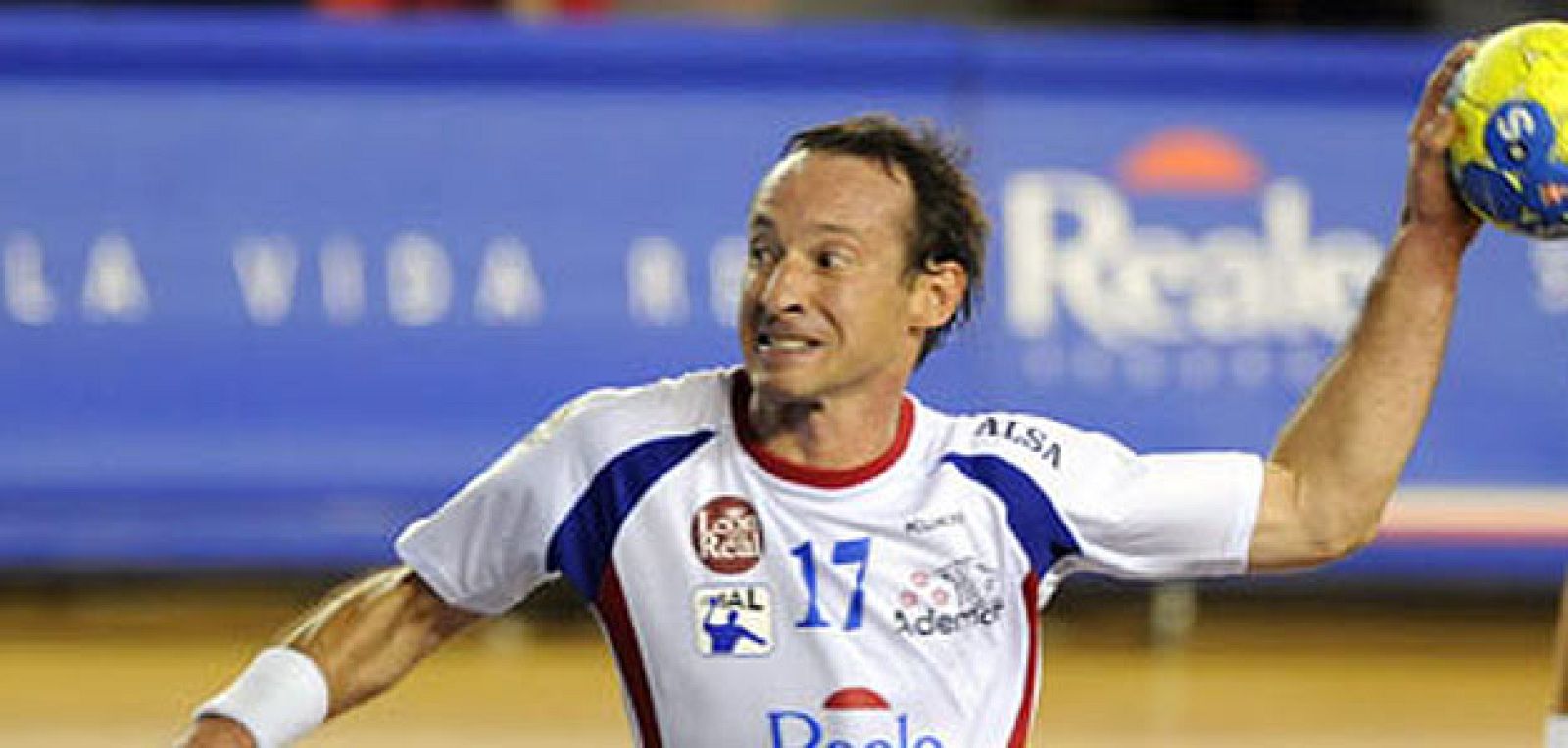 El Ademar sigue invicto