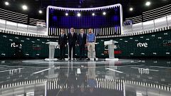 El debate a cuatro se convierte en un dos contra uno por Cataluña, los indultos y la corrupción