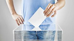 Los votantes primerizos: escorados a la izquierda, más feministas y ecologistas