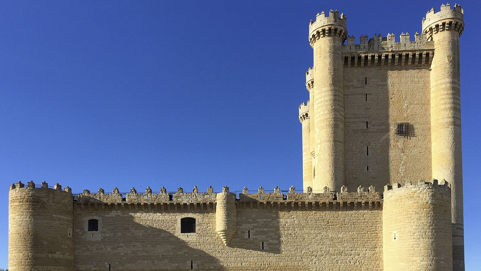 Castillo de Fuensaldaña