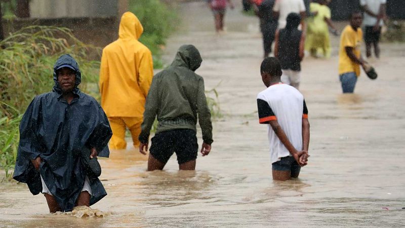 Aumentan a 38 los muertos por el ciclón Kenneth en el norte de Mozambique