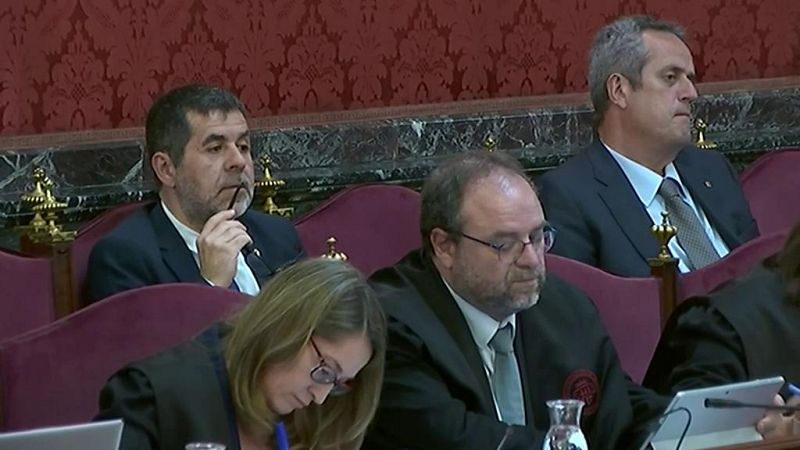 El jefe de los antidisturbios de los Mossos el 20S declara que Sànchez les dijo "largaos de aquí" aunque luego colaboró