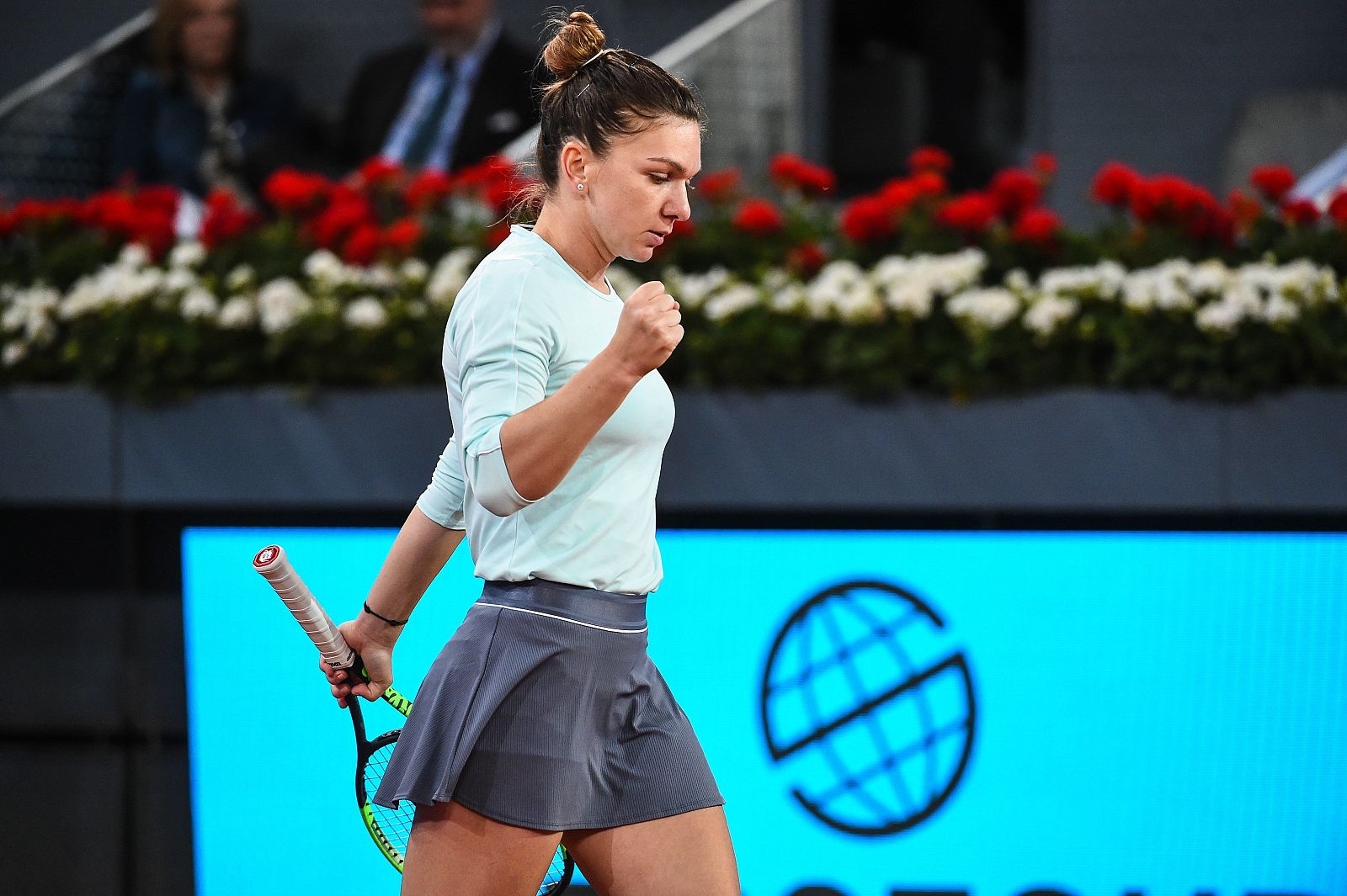 Simona Halep vs Viktoria Kuzmova