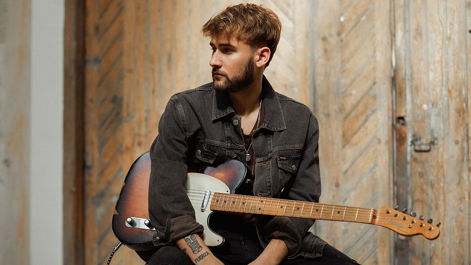 Dani Fernández publica su primer disco en solitario, 'Indendios'