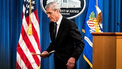 El fiscal de la trama rusa asegura que no tuvo opción legal de imputar a Trump, pero no lo exculpa