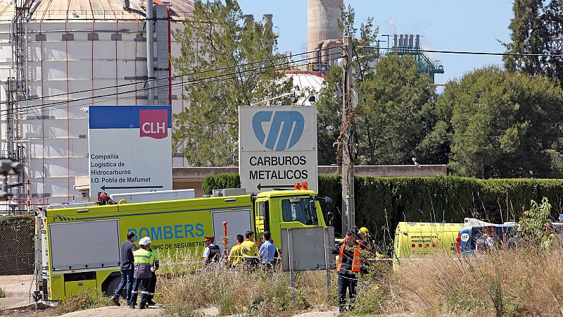 Un trabajador muerto y otro en estado crítico por una fuga de amoniaco en una fábrica de Tarragona