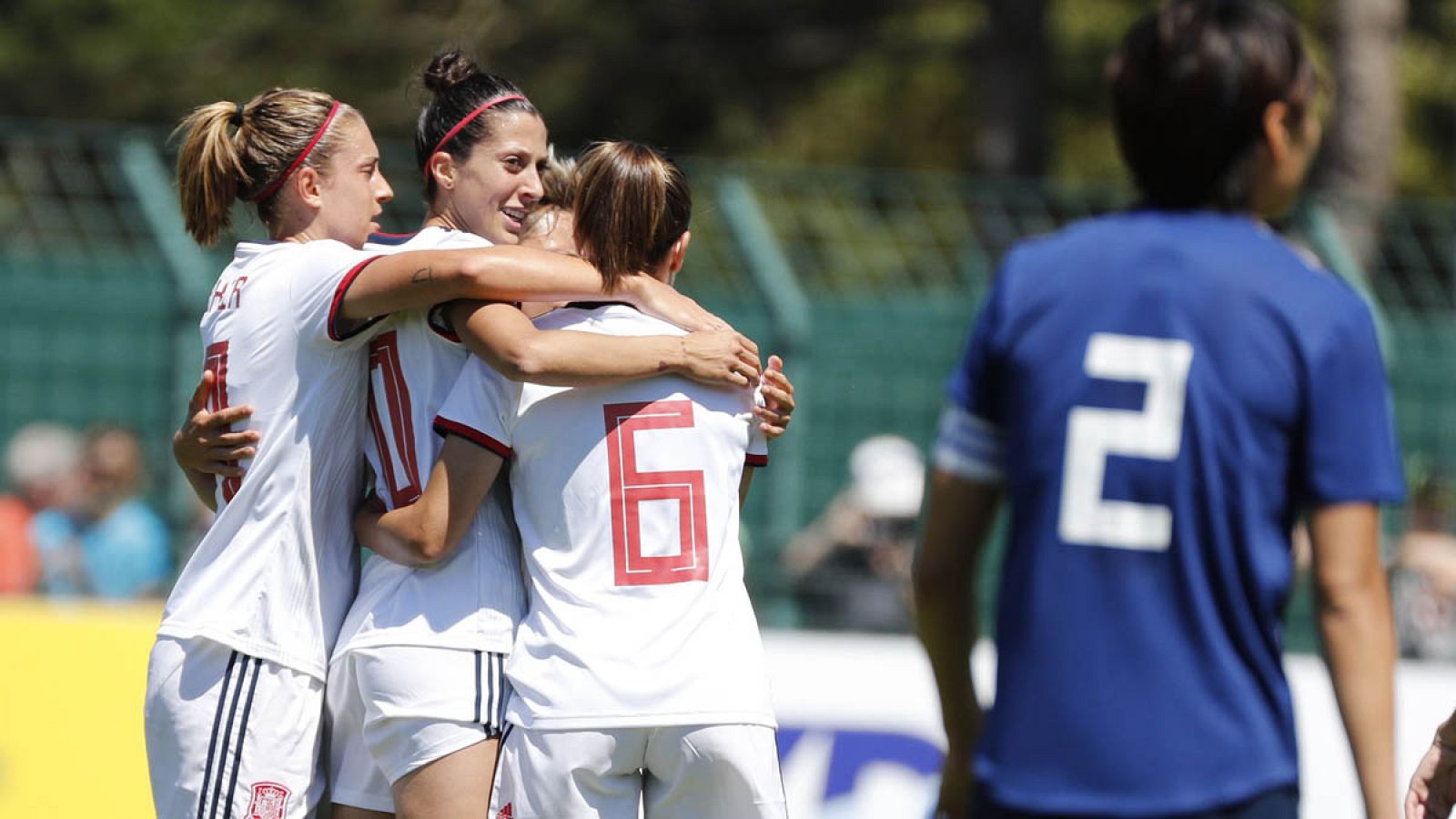Las jugadoras españolas celebran el tanto