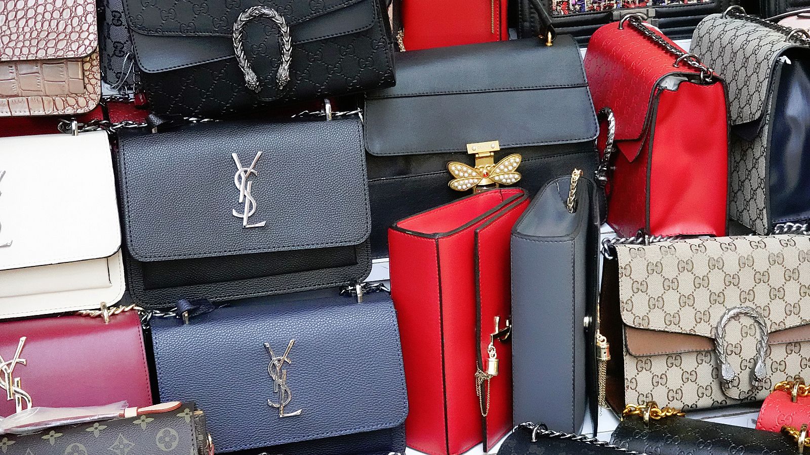 Solo en el sector de la confección, accesorios y calzado se registran pérdidas en la UE por un valor de 28.400 millones de euros anuales.