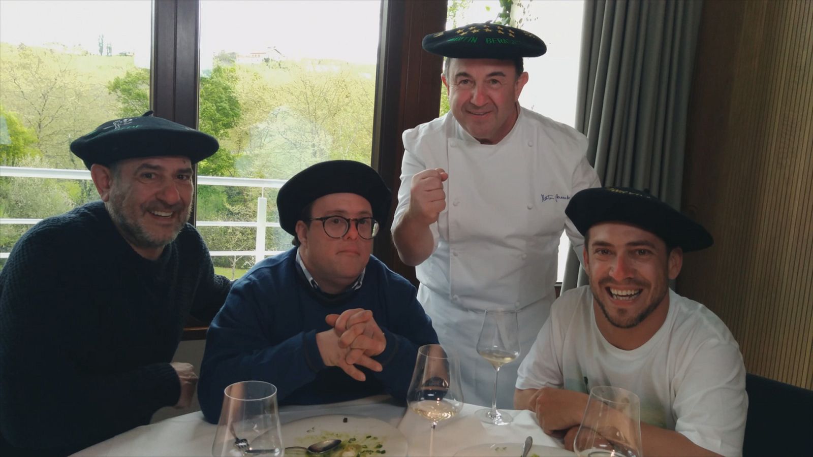 Karra Elejade, Pablo Pineda, Martín Berasategui y Langui