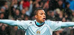 Robinho pide a Kaká en invierno
