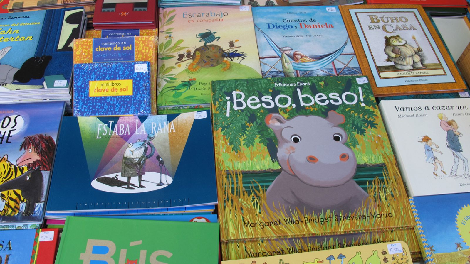 Imágenes de álbumes ilustrados en la Feria del Libro de Madrid