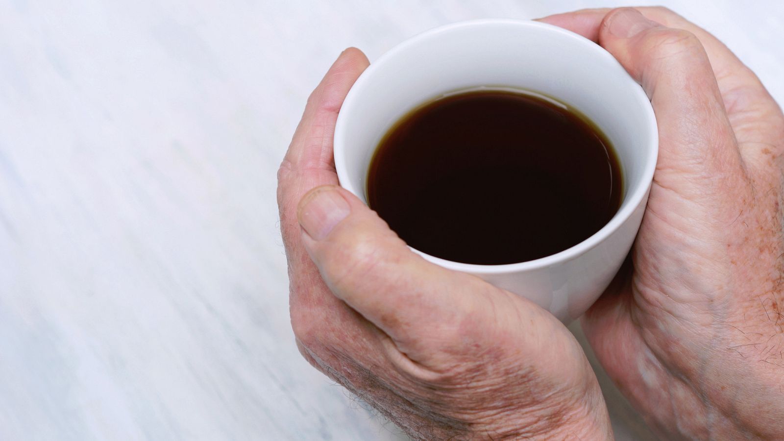 Los investigadores advierten, sin embargo, de que es necesario el consejo individualizado sobre la ingesta de café en personas que presentan problemas de salud relacionados con el consumo de cafeína.