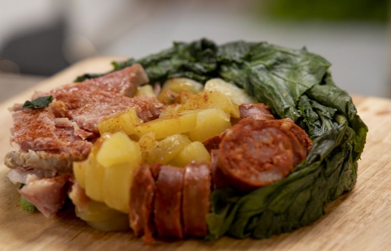 Receta de "lacn con grelos" de Dani Garca