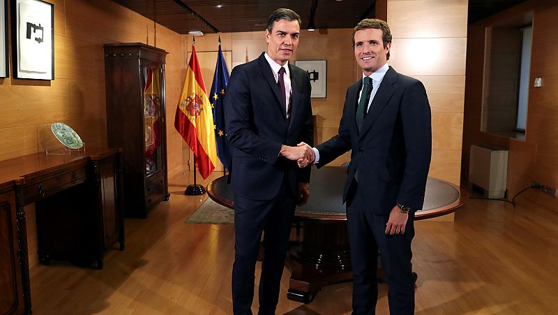 Casado reitera su 'no' a Sánchez en una nueva reunión y Rivera declina verse con el presidente