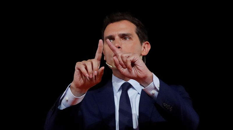 Rivera invita a que "presenten un partido" quienes quieran investir a Sánchez y reivindica un 'no' "sin tutelas"