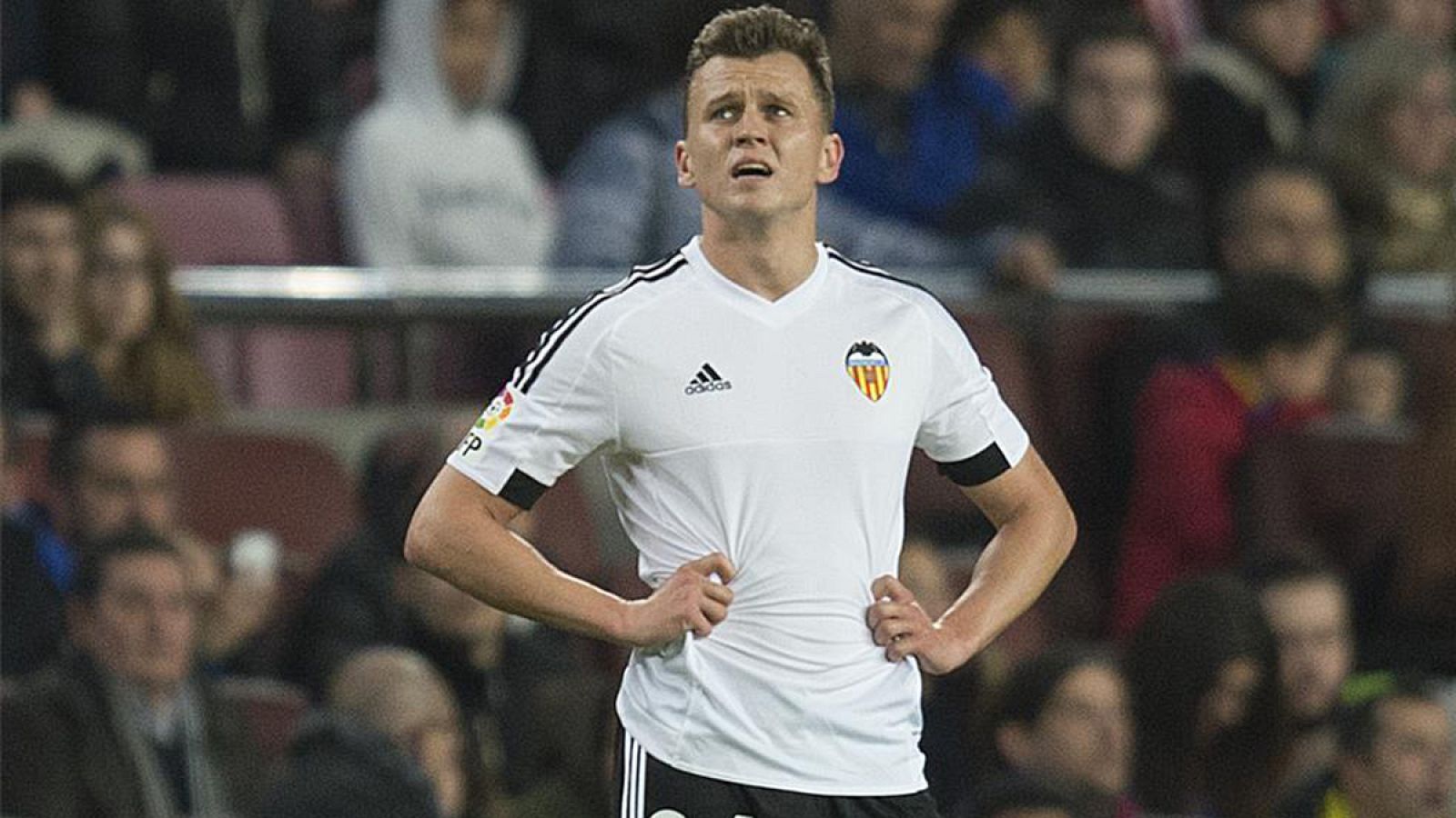 Cheryshev, con la camiseta del Valencia