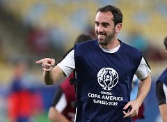 El Inter hace oficial la llegada de Diego Godín