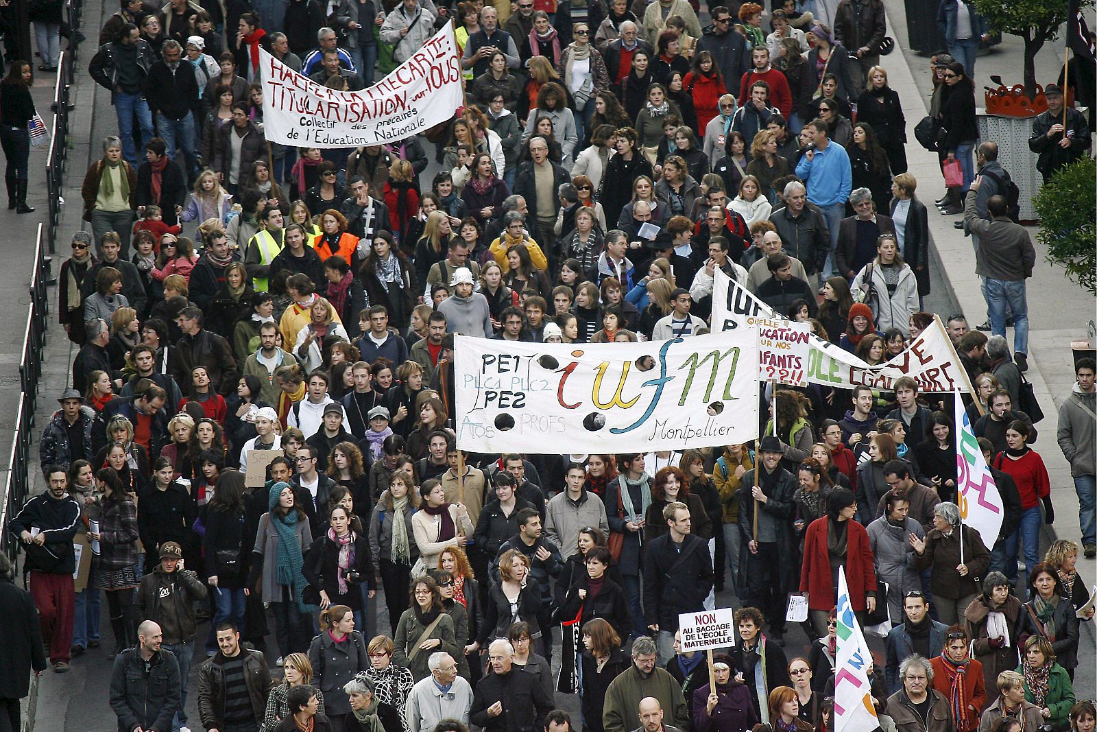 MANIFESTACIÓN POR LA EDUCACIÓN