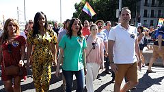 Los dirigentes de Cs son abucheados y tienen que abandonar el Orgullo escoltados por la Policía