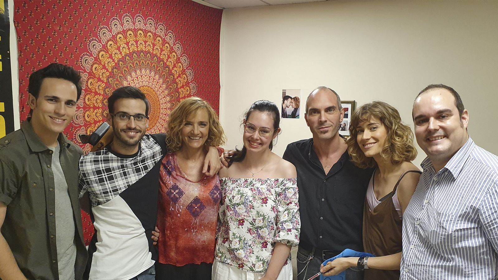 Los fans de Servir y Proteger con algunos de los actores