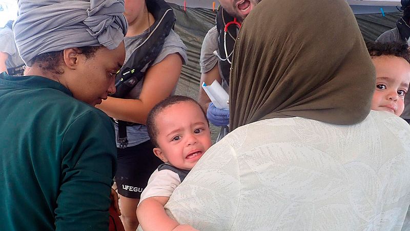 El Open Arms rescata a 55 migrantes en el Mediterráneo: "Pedimos un puerto seguro"