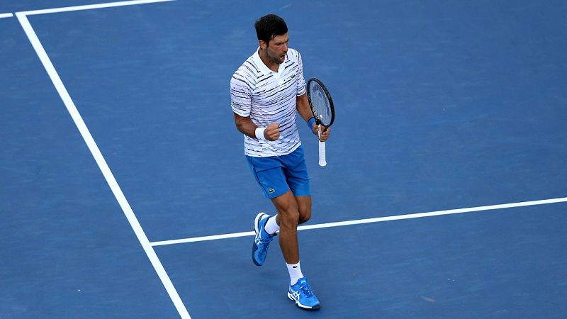 Djokovic comienza su defensa del título con un triunfo ante Querrey