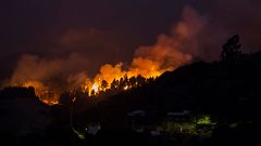 El incendio de Gran Canaria obliga a evacuar a 5.000 personas y afecta a 3.400 hectáreas