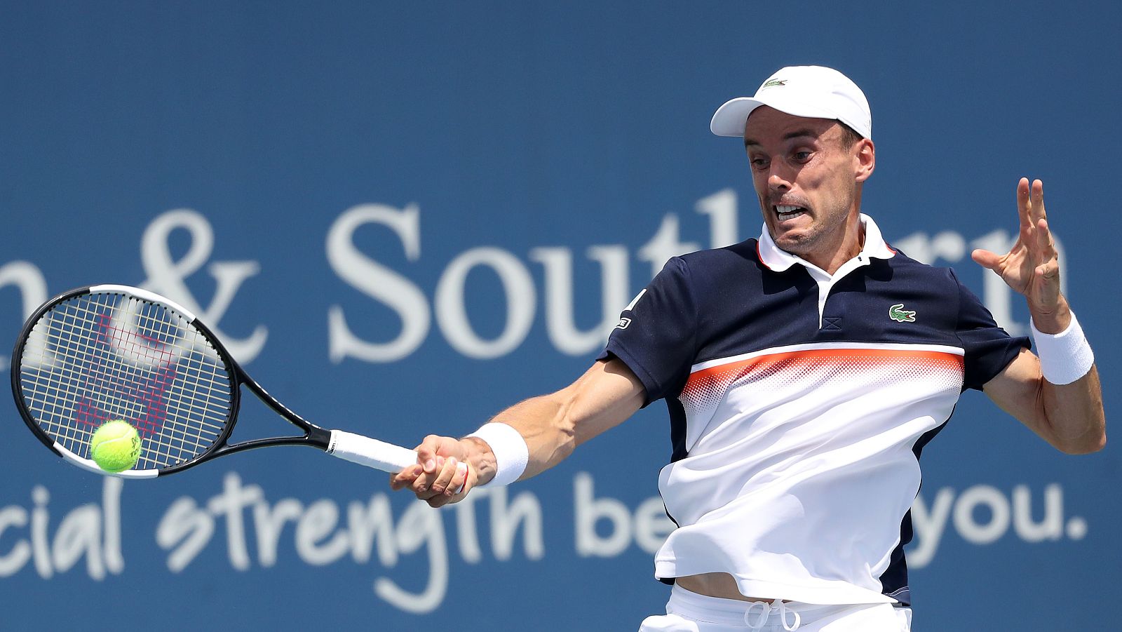 Bautista entra por primera vez en el Top-10